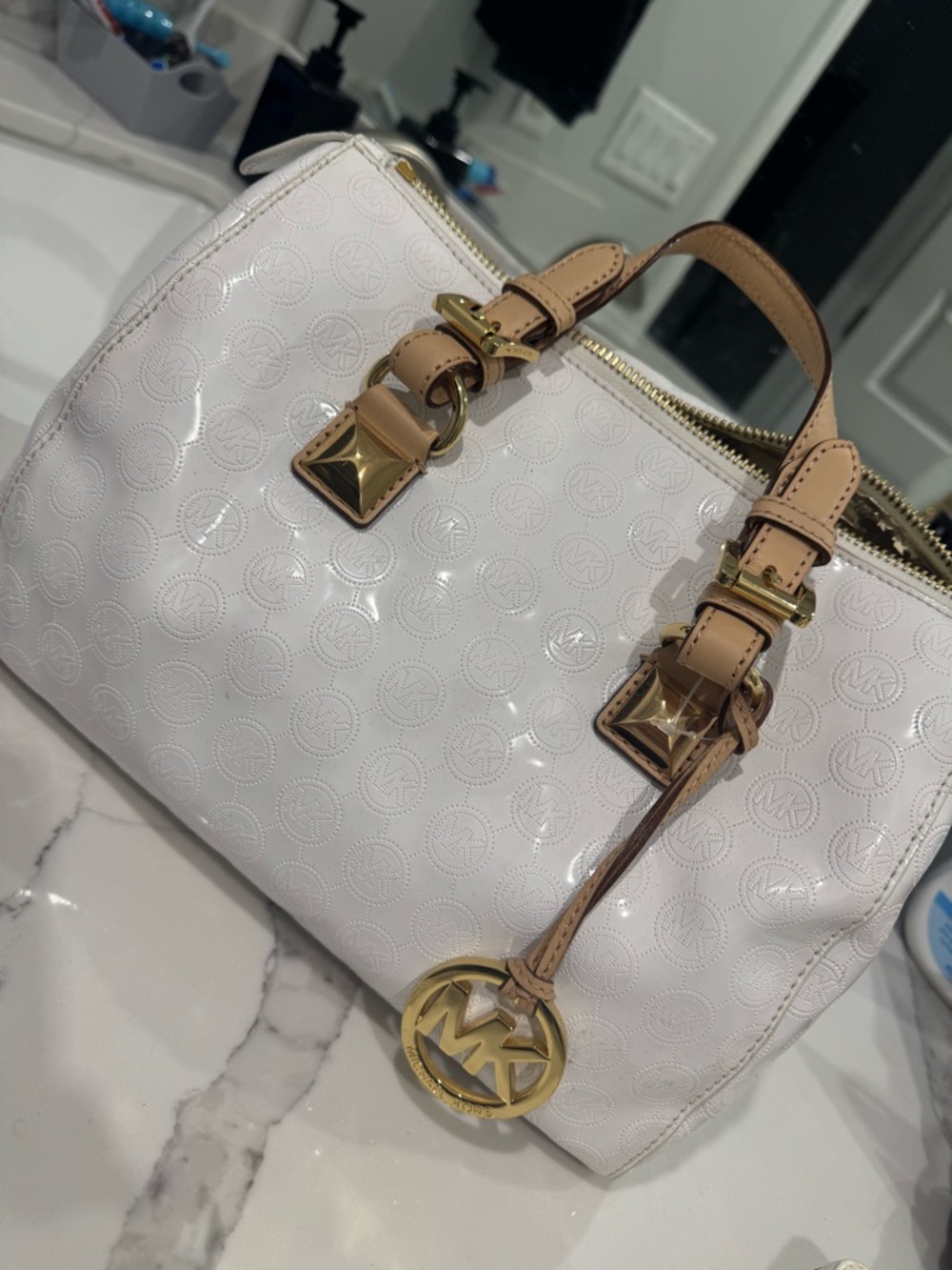 Michael Kors White handbag with matching wallet